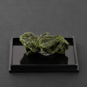 Epidote 30-60mm Specimen - Limited Editions