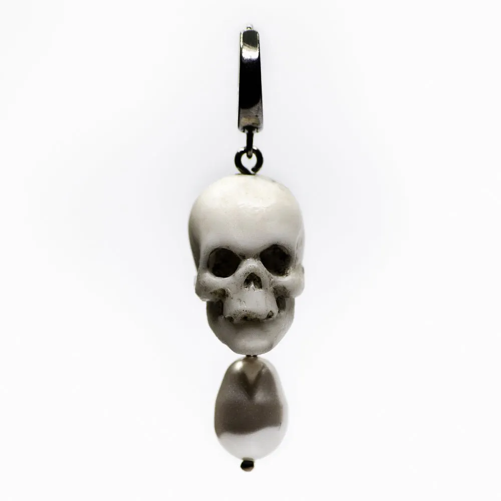 Pearl Skull earring