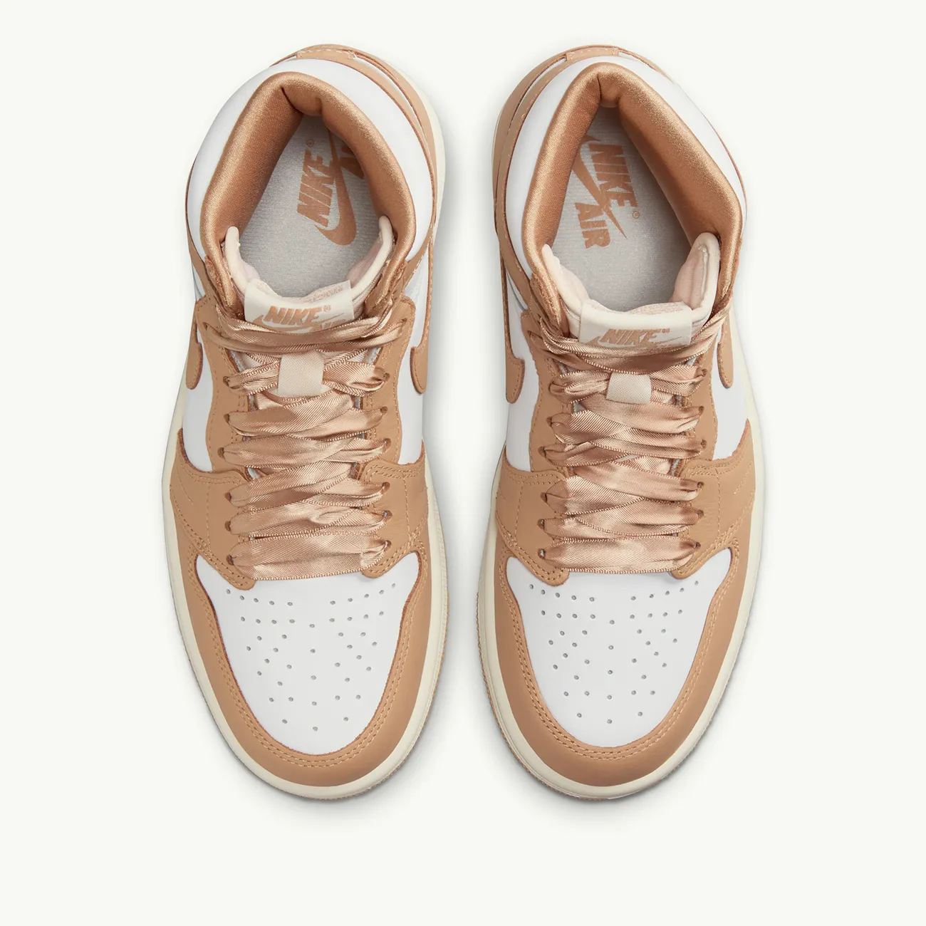 WOMENS AIR JORDAN 1 RETRO HIGH OG PRALINE WHITE