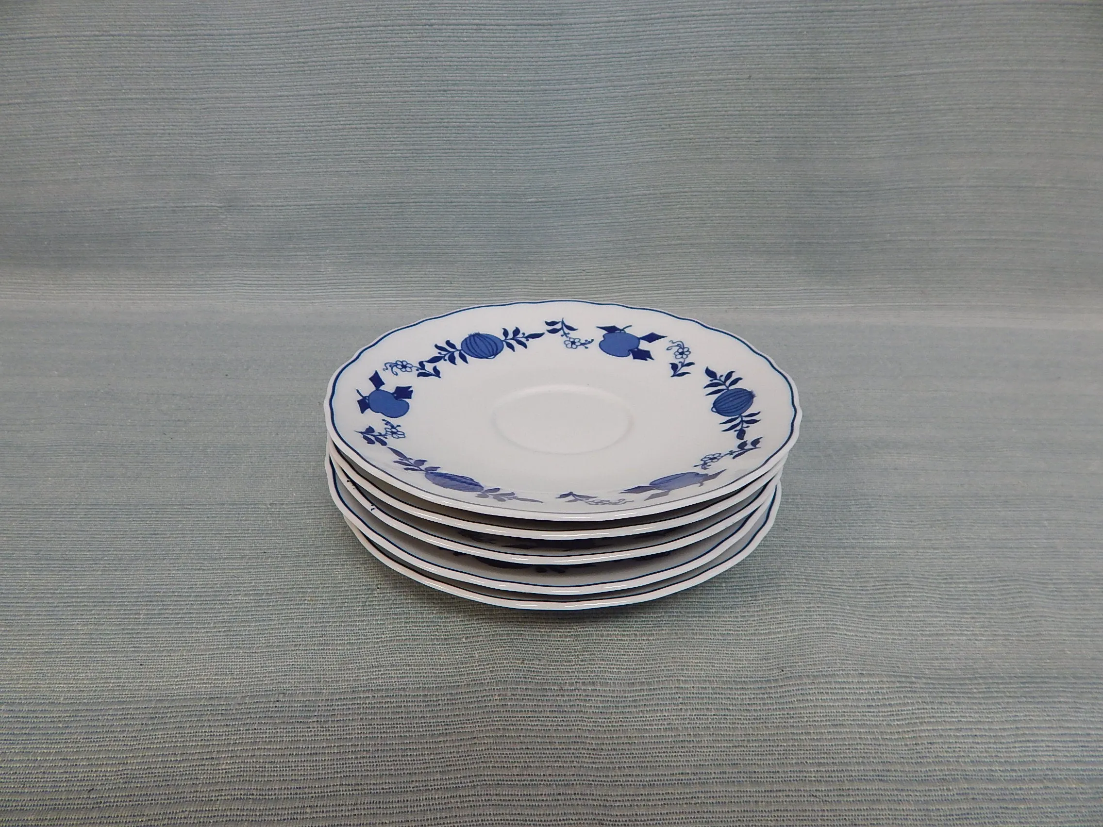 Zwiebelmuster Blue Onion Porcelain Coffee Service